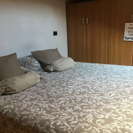 La Casa Rustica Di Ale E Becky Apartamento Bérgamo